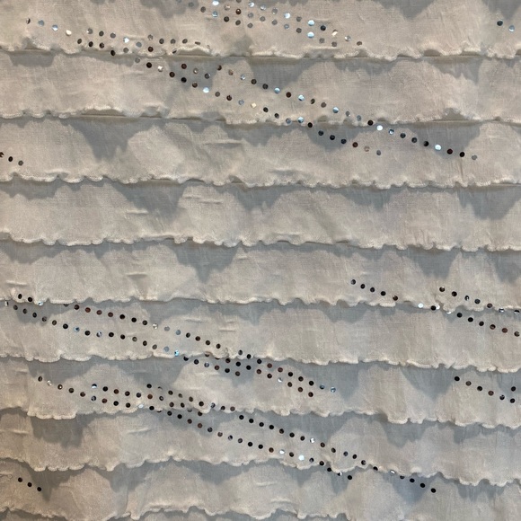 Women’s short sleeve tank top with ruffles on the front and silver embellishment - Picture 2 of 3